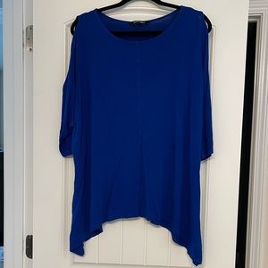 Ellen Tracy Blue Sharkbite Top Size 1X
